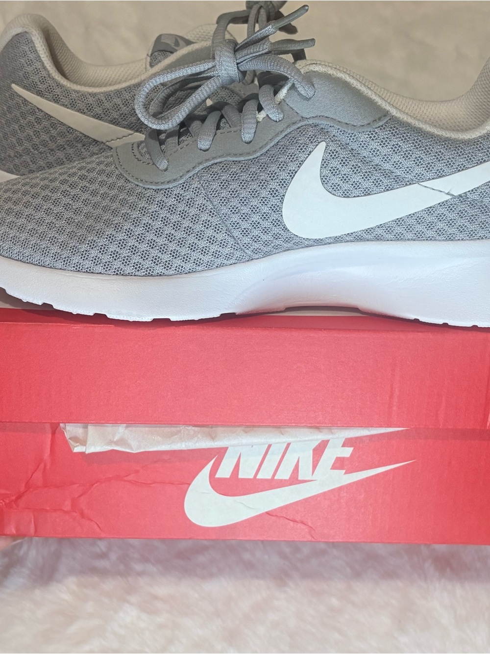 Nike Women's Light Gray Mesh Running Sneakers with White Swoosh - Picture 8 of 14